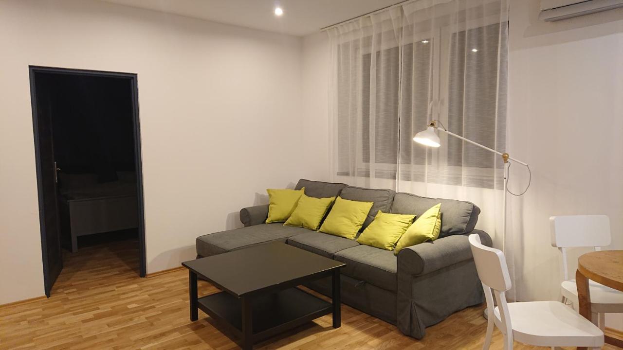 Apartamenty Nad Stonehenge Dąbrowa Górnicza Dış mekan fotoğraf