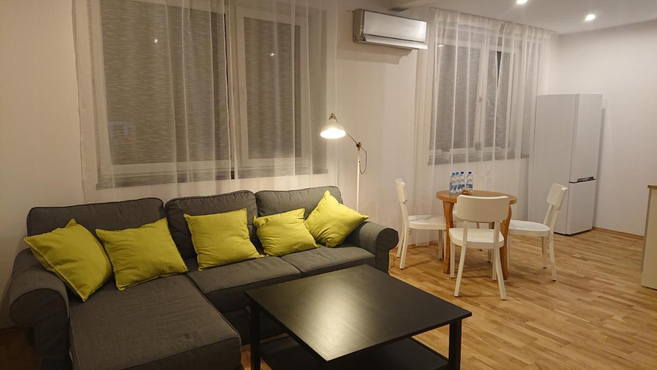 Apartamenty Nad Stonehenge Dąbrowa Górnicza Dış mekan fotoğraf
