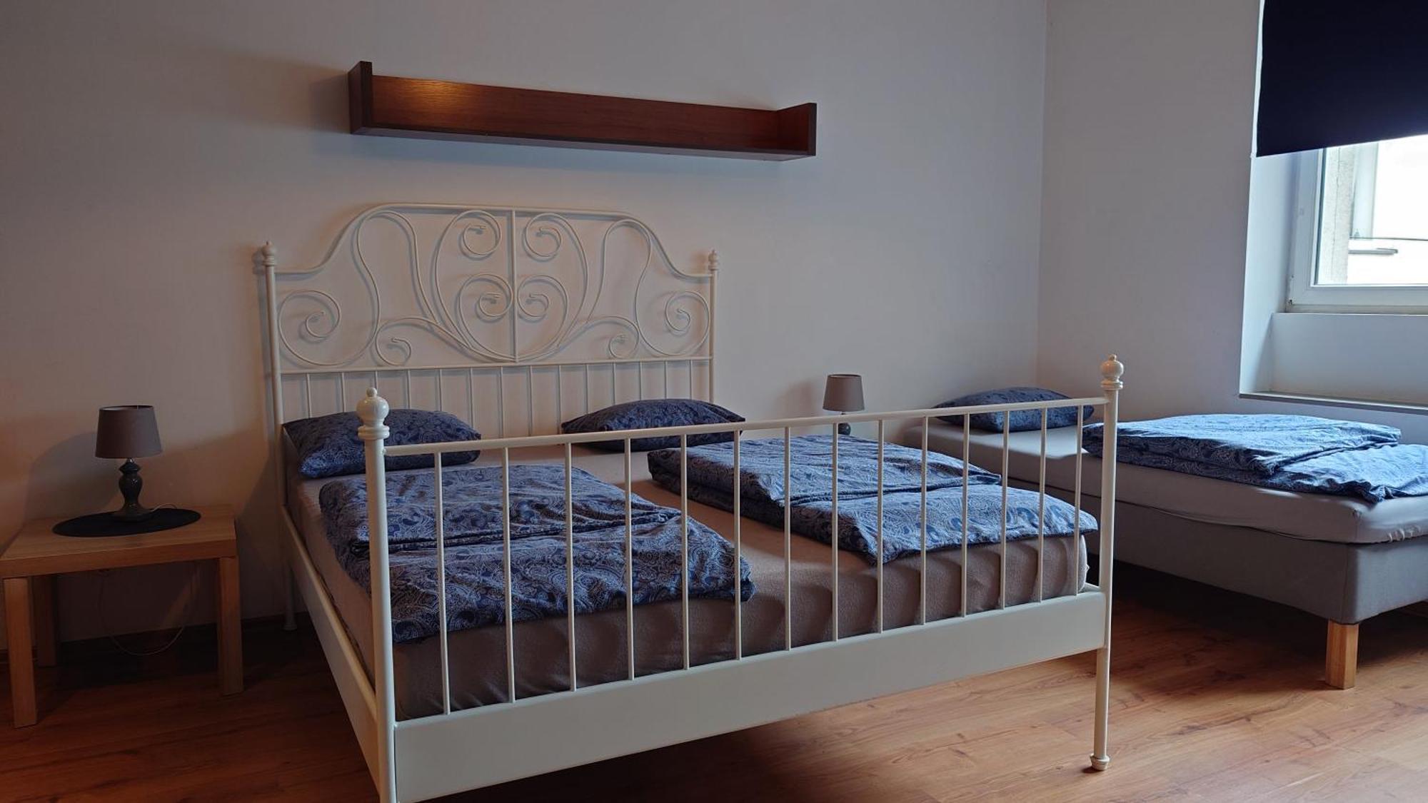 Apartamenty Nad Stonehenge Dąbrowa Górnicza Dış mekan fotoğraf